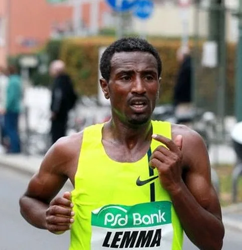 Ethiopian Athletes smashes Valencia Marathon